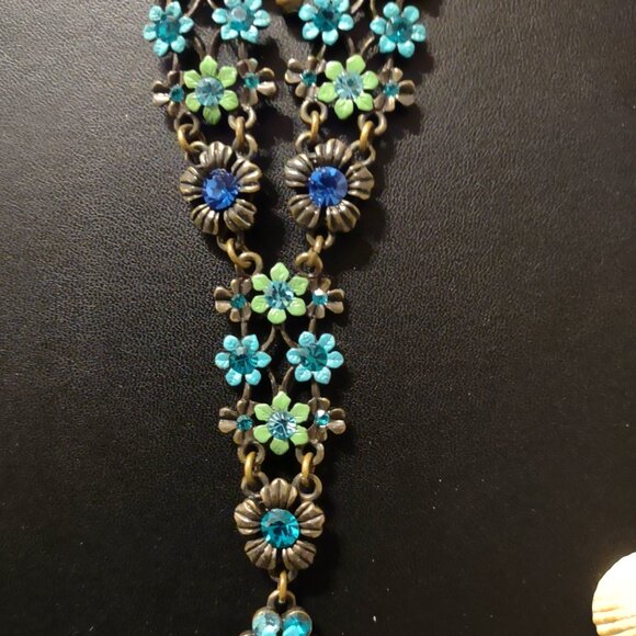 3 Vintage Necklaces - Shells Blue Crystals Bronze Medallion - Picture 7 of 9